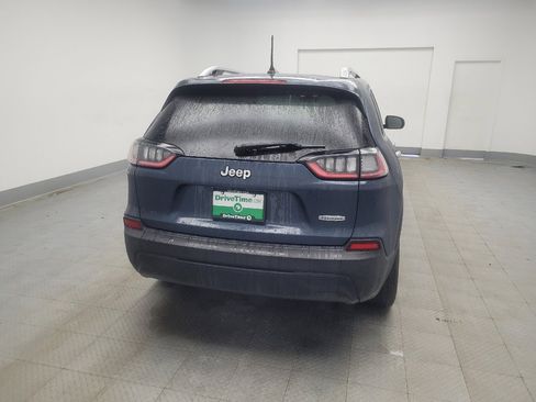 Used 2019 Jeep Cherokee Latitude w/ Popular Appearance Group image 7