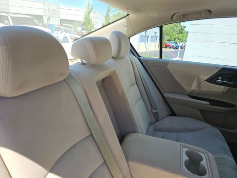 Used 2016 Honda Accord EX image 47