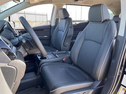 New 2026 Honda Odyssey Elite image 13