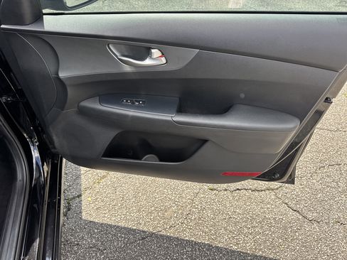 Used 2021 Kia Forte Sedan image 14