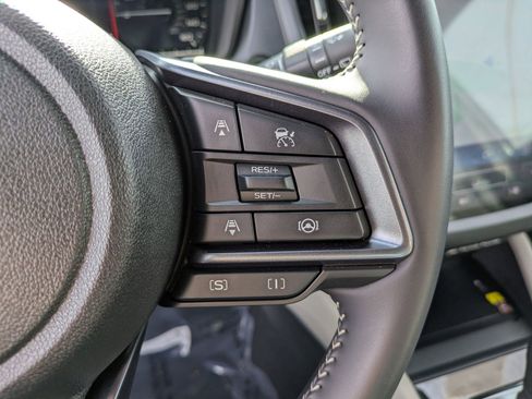 Used 2025 Subaru Forester Limited w/ Popular Package image 22