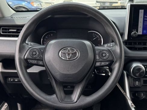 Used 2024 Toyota RAV4 LE AWD/4WD image 14