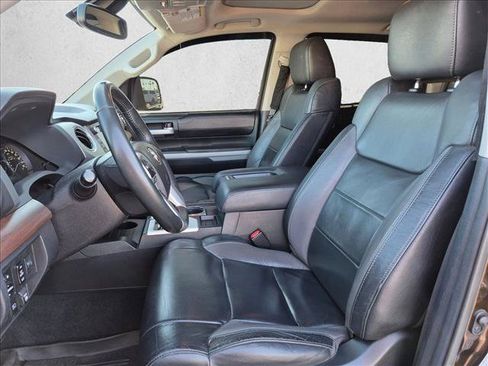 Used 2021 Toyota Tundra Limited w/ Limited Premium Package AWD/4WD image 17