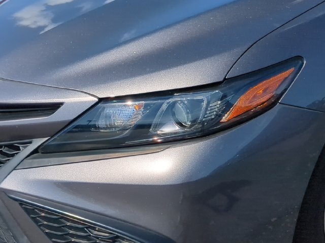 Used 2024 Toyota Camry SE FWD image 10