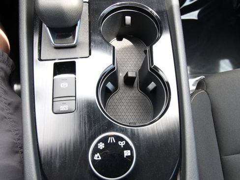 Used 2023 Nissan Rogue S AWD/4WD image 25