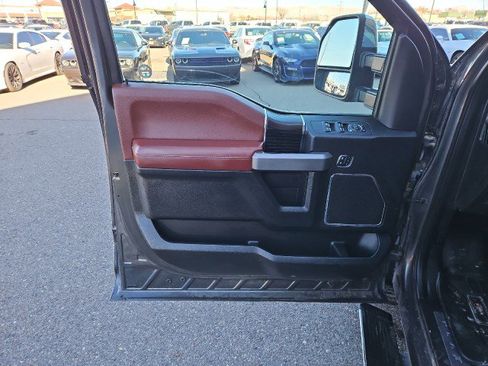 Used 2018 Ford F150 Platinum w/ Max Trailer Tow Package image 9