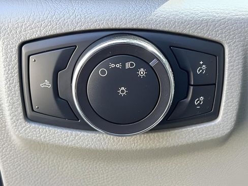 Used 2019 Ford F350 XL w/ Power Equipment Group image 21