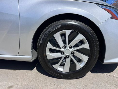 Used 2020 Nissan Altima 2.5 S FWD image 52