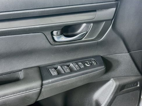 Used 2025 Honda CR-V LX image 15