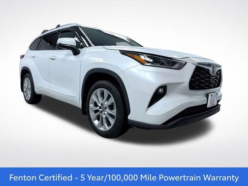 Used 2023 Toyota Highlander Limited AWD/4WD image 1
