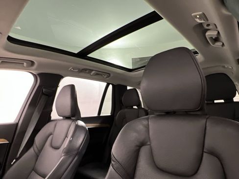 Used 2024 Volvo XC90 B5 Plus image 17