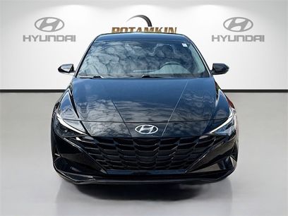 Used 2023 Hyundai Elantra SEL
