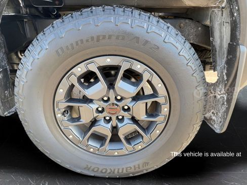 Used 2022 Nissan Frontier PRO-4X w/ Pro-4X Premium Package image 28