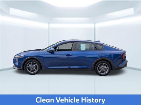 Used 2025 Kia K4 FWD image 2