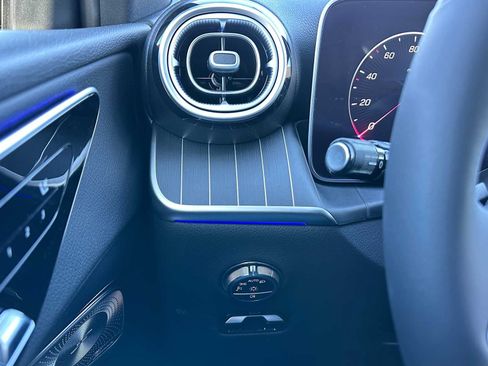 New 2026 Mercedes-Benz GLC 300 4MATIC image 31