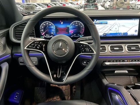 Certified 2025 Mercedes-Benz GLE 350 4MATIC image 5