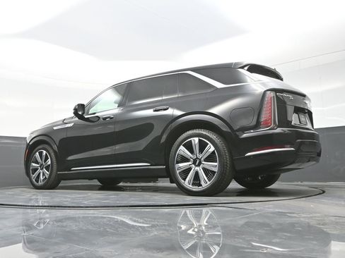 New 2025 Cadillac Escalade IQ Luxury 1 image 16