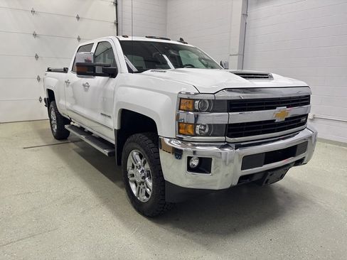 Used 2017 Chevrolet Silverado 2500 LTZ w/ Duramax Plus Package image 2
