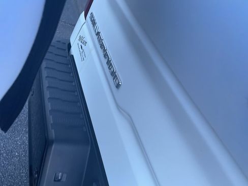 Used 2024 Chevrolet Silverado 1500 ZR2 w/ Technology Package image 10