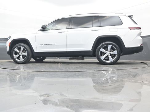 Used 2021 Jeep Grand Cherokee L Limited image 27