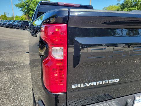 Used 2024 Chevrolet Silverado 1500 Custom RWD image 12