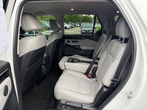 Used 2023 Honda Pilot EX-L image 13