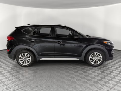 Used 2018 Hyundai Tucson SEL Plus w/ Cargo Package FWD image 8