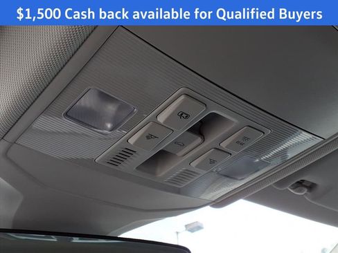 New 2025 Volkswagen Jetta SE image 28