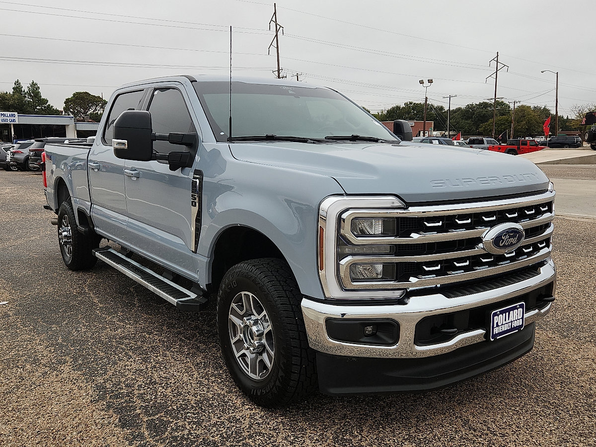 Used 2025 Ford F250 Lariat w/ FX4 Off-Road Package AWD/4WD image 5