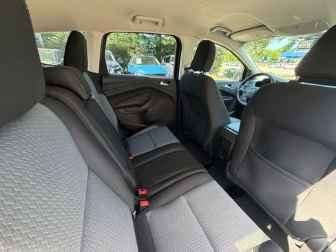 Used 2019 Ford Escape SE FWD image 13