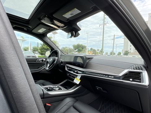 New 2026 BMW X5 sDrive40i w/ Premium Package image 22