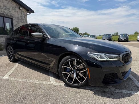Used 2021 BMW M550i xDrive w/ Dynamic Handling Package AWD/4WD image 3
