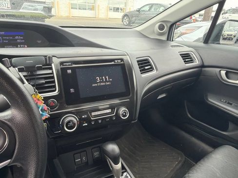Used 2015 Honda Civic SE image 3