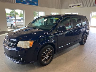 Used 2017 Dodge Grand Caravan SXT