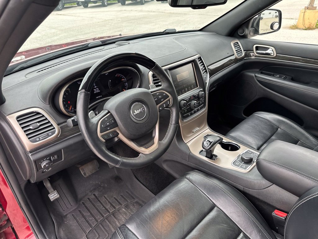 Used 2015 Jeep Grand Cherokee Overland w/ Advanced Technology Group AWD/4WD image 10