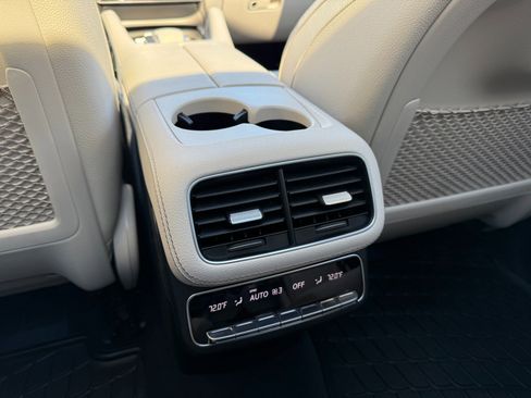 Used 2025 Mercedes-Benz GLS 450 4MATIC, w/ HUD, TRAILER HITCH, image 33