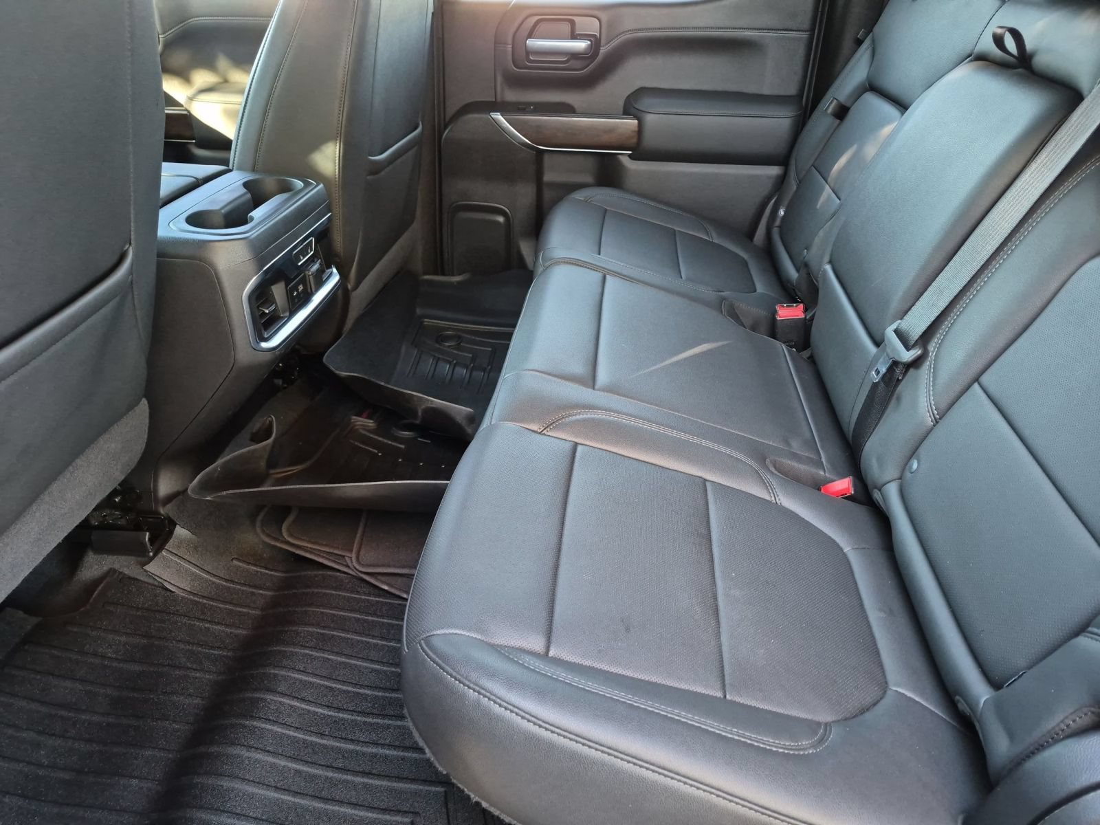 Used 2021 GMC Sierra 1500 SLT w/ SLT Premium Plus Package AWD/4WD image 30