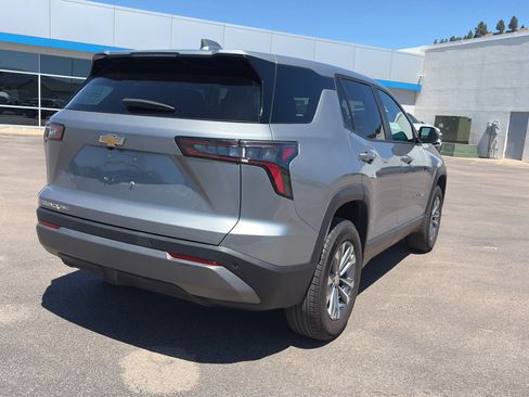 Certified 2025 Chevrolet Equinox LT AWD/4WD image 3