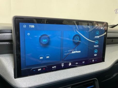 New 2025 Ford Maverick XLT image 22