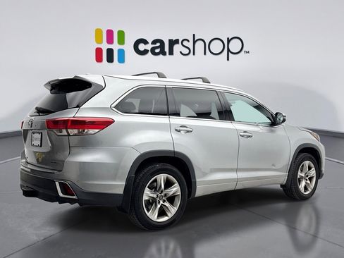 Used 2018 Toyota Highlander Limited image 5