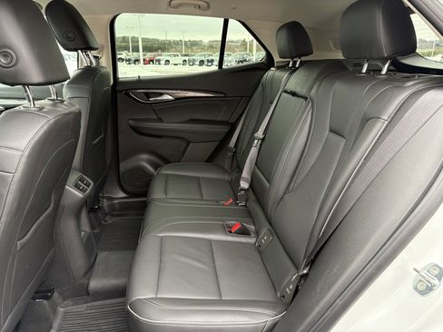 Used 2023 Buick Envision Essence image 12