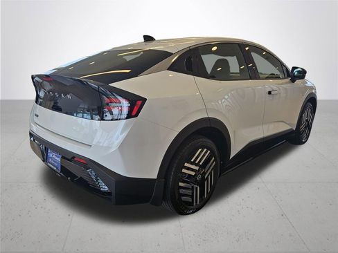 New 2026 Nissan Leaf SV+ w/ Illuminated Package image 7