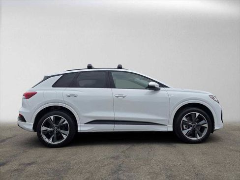 Certified 2023 Audi Q4 e-tron Prestige w/ Black Optic Package AWD/4WD image 2
