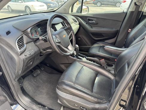 Used 2017 Chevrolet Trax Premier w/ Driver Confidence II Package image 8