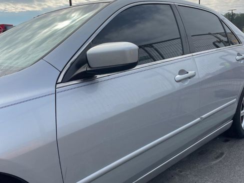 Used 2003 Honda Accord EX image 16