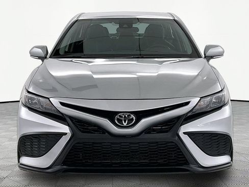 Used 2023 Toyota Camry SE FWD image 2