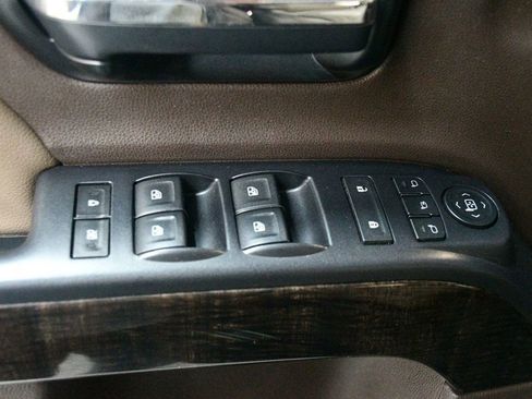 Used 2015 GMC Sierra 2500 Denali w/ Duramax Plus Package image 31