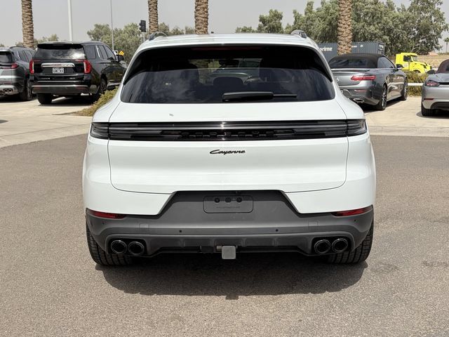 Used 2024 Porsche Cayenne AWD/4WD image 29