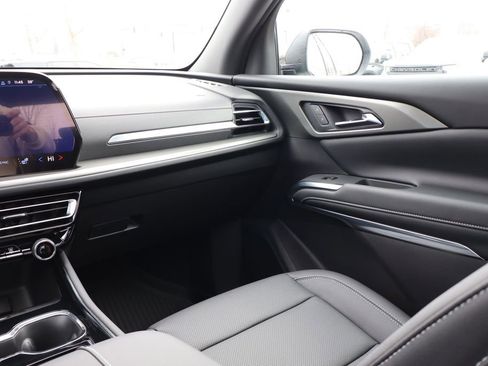 New 2026 Chevrolet Traverse LT w/ Sun and Wheel Package image 41