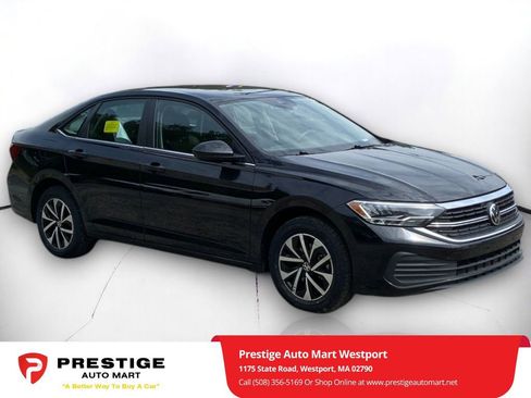 Used 2024 Volkswagen Jetta S image 1